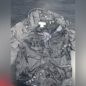 Dinosaur gray button down short sleeve size 18 months.